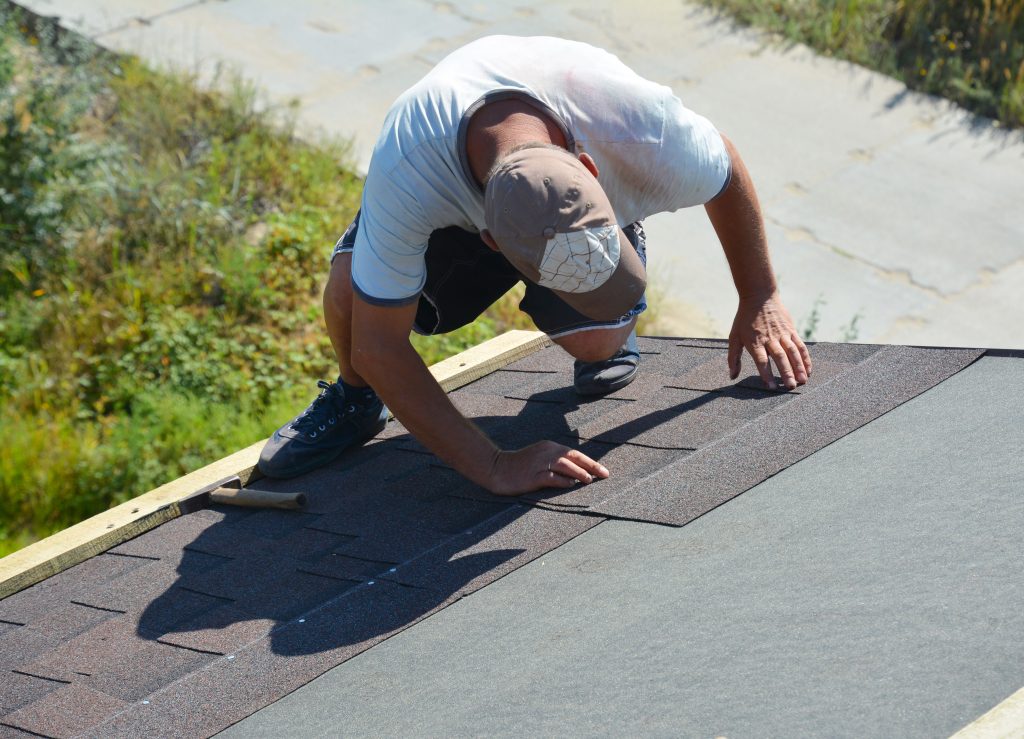 Why You Should Call A Roofing Contractor In Plano, TX Before Your Insurance Company