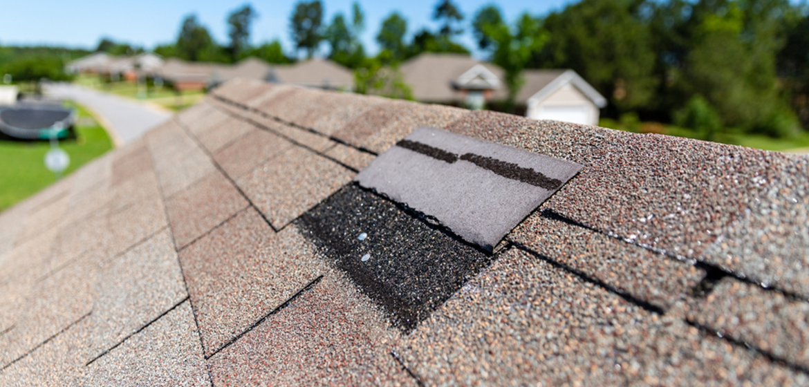 Roof Wind Damage: 4 Signs To Watch Out For