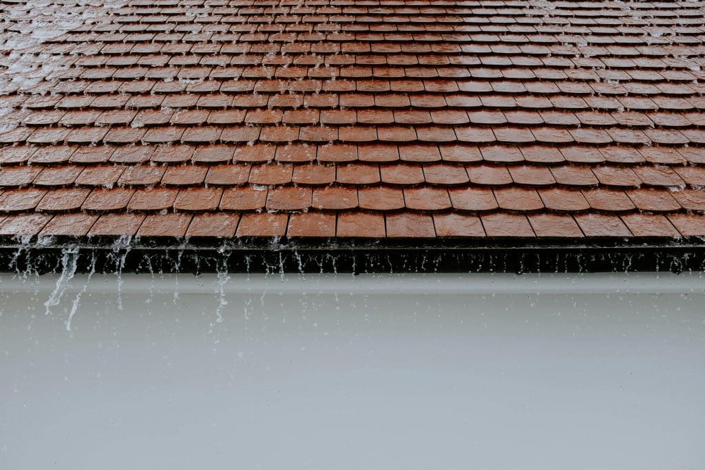 Roof with raindrops